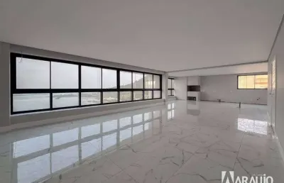 Apartamento com 1 suíte master e 3 suítes no bairro fazenda em itajaí