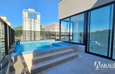 Cobertura triplex com 3 suítes na fazenda em itajaí
