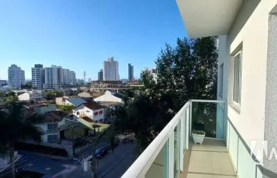 Apartamento semi mobiliado com 1 suíte e 2 dormitórios no bairro vila operária em itajaí