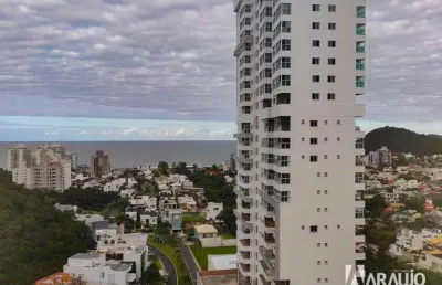 Apartamento com 2 suítes e vista mar na praia brava em itajaí