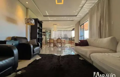 Apartamento semimobiliado com 4  suítes no centro de itajaí