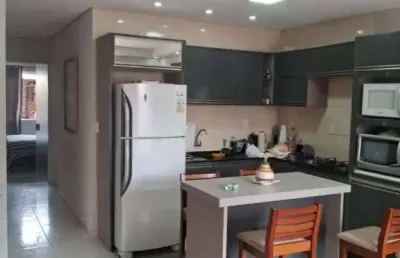 Casa próximo a praia com 2 dormitórios no centro de penha