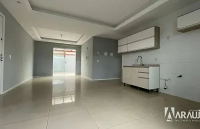 Apartamento diferenciado com 1 suíte e 2 dormitórios no bairro cordeiros em itajaí