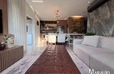 Apartamento mobiliado e equipado com 1 suíte e 2 dormitórios no bairro fazenda em itajaí