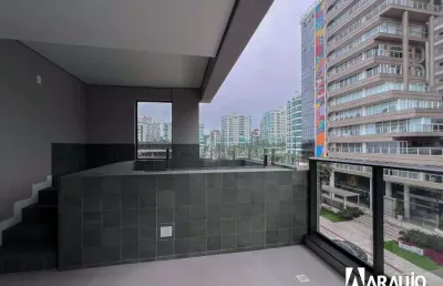 Apartamento vista parcial mar com 3 suítes na praia brava em itajaí