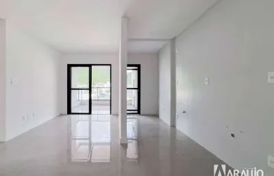 Apartamento com 1 suíte e 1 dormitório no bairro fazenda em itajaí