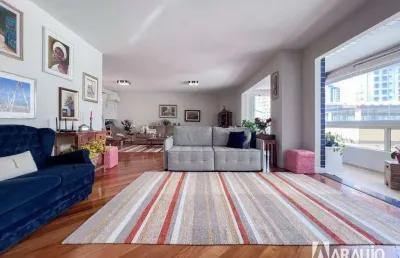 Apartamento mobiliado com 4 suítes e 1 dormitório centro de itajaí