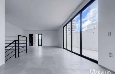 Apartamento duplex com 2 suítes no centro de itajaí