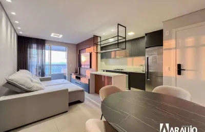 Apartamento mobiliado e decorado com 2 suítes no centro de itajaí
