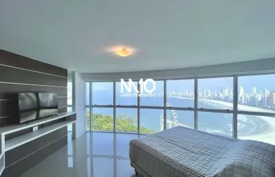 Apartamento frente mar e roda gigante em balneário camboriú
