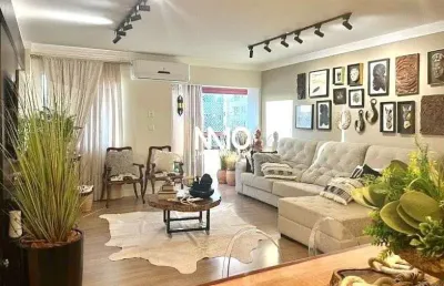 Apartamento de 3 dormitórios e 2 vagas de garagem no centro de balneário cambori
