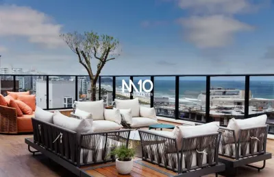 Cobertura triplex praia brava - mobiliada e decorada com vista mar