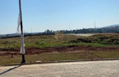 Terreno à venda no condomínio sainte anne em sousas.
