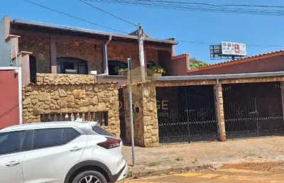 Casa com 3 quartos à venda na Rua Marquês de Abrantes, 42, Jardim Santa Genebra, Campinas