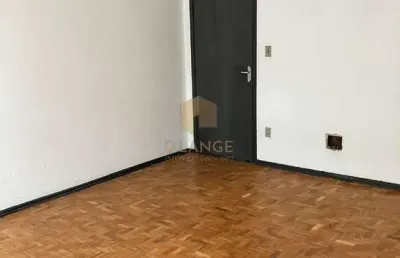 Sala comercial com 3 salas para alugar na Rua José Paulino, 1244, Centro, Campinas