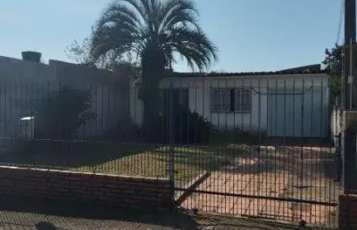 Casa com 3 quartos à venda na Rua São Sebastião do Caí, 142, Centro, Esteio