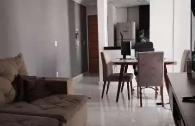 Apartamento com 02 quartos, próximo ao colégio joão paulo