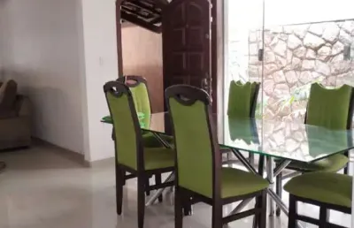 Casa em boa localização, proximo ao hospital regional de betim.