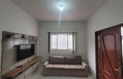 Casa com 3 quartos à venda no Jardim Industrial, Contagem 