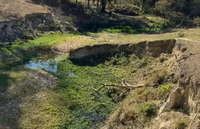 Fazenda à venda no Centro, Mateus Leme 