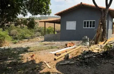 Casa com 2 quartos à venda no Centro, Capitólio 