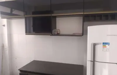 Apartamento em condomínio com 02 quartos próximo ao cismep