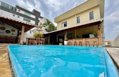 Casa com 4 quartos à venda no Cabral, Contagem 