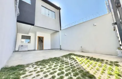 Casa em condomínio fechado com 3 quartos à venda no Cabral, Contagem 
