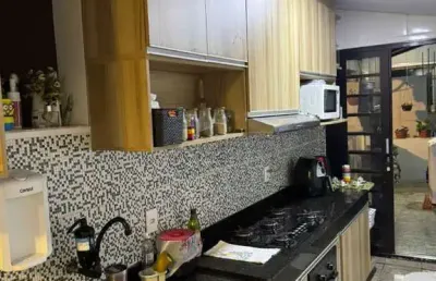 Casa de 03 quartos com area gourmet próximo ao centro