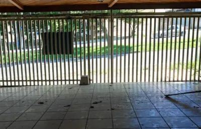 Casa comercial para locação na avenida jorge tibiriça- não perca a oportunidade