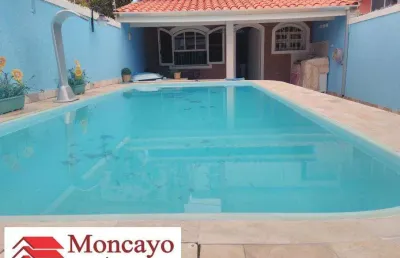 Sobrado com piscina e espaço gourmet-troca imóvel sjc- centro