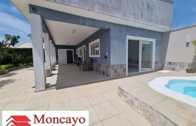 Casa médio padrão, acabamento fino, piscina e espaço gourmet