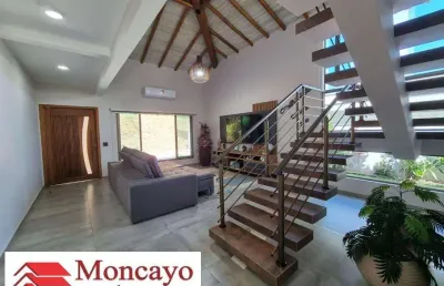 Sobrado de alto padrão, acabamento fino e designer moderno