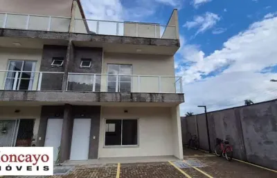 Sobrado triplex para venda em caraguatatuba, centro.