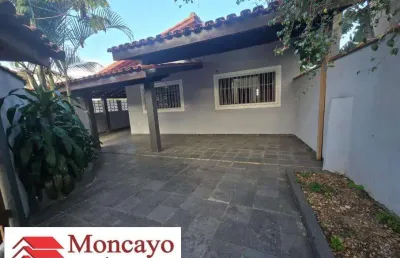Excelente casa pronta para morar à venda em caraguatatuba.