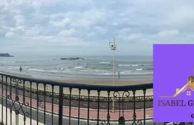 Maravilhoso apartamento frente mar, 03 suítes, 02 vagas, gravatá navegantes