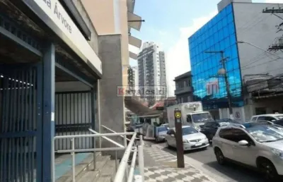 Predio comercial excelente, em frente ao metrô praça da arvore