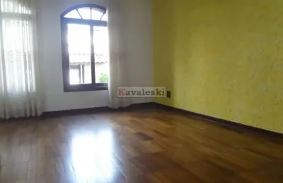 ! sobrado com garagem no sub solo miolo do jardim da saúde .