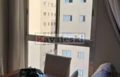 Apartamento próximo a todo o comércio da vila das mercês .