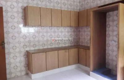 Casa com 2 quartos à venda na Avenida Carlos Liviero, --, Vila Liviero, São Paulo