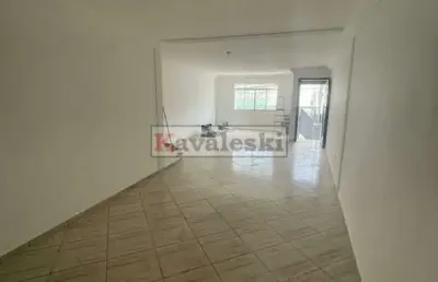 >> sobrado alto do ipiranga  metrô próximo a rua vergueiro .