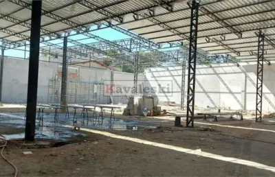Galpão vago com 3.000 metros - vão livre - 5 wcs - zoneamento misto