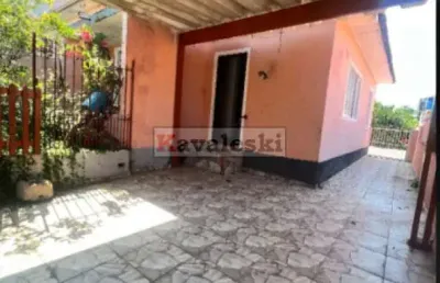 Casa 2 dormitórios 2 vagas quintal grande , jardim. oportunidade na vila das mercês