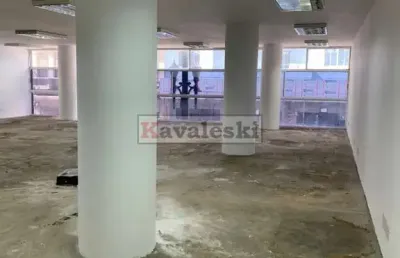 Sala comercial e 2 banheiros para alugar, 170 m² por r$ 2.700 mês