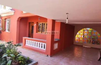 Casa totalmente térrea coração da móoca- 3 dormitórios - quintal grande - impecável