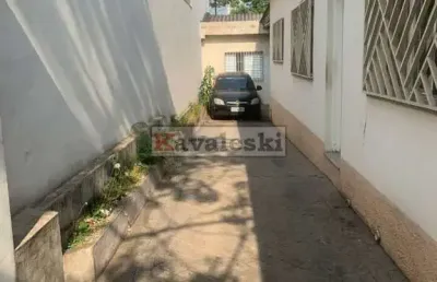 Casa térrea (+) galpão / 234 metros / 2 dormitórios 4 vagas / entrada lateral no alto da móoca