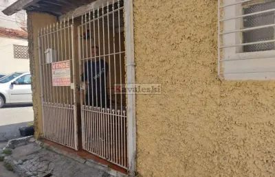 Casa com 3 quartos à venda na Rua Gregório Balducci, --, Vila das Mercês, São Paulo