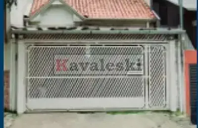 Casa térrea miolo ipiranga / 2 dormitórios 2 vagas de garagem / quintal / doc 100%
