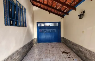 Casa com 3 quartos para alugar na Rua Capitão Júlio Alfredo Montes, --, Vila São José (Ipiranga), São Paulo
