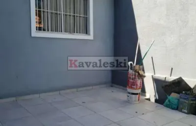 Belíssima casa, recém construída, moderna, em uma região excelente!!